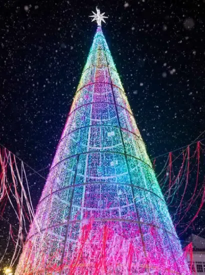 Alquiler árbol de Navidad gigante colores